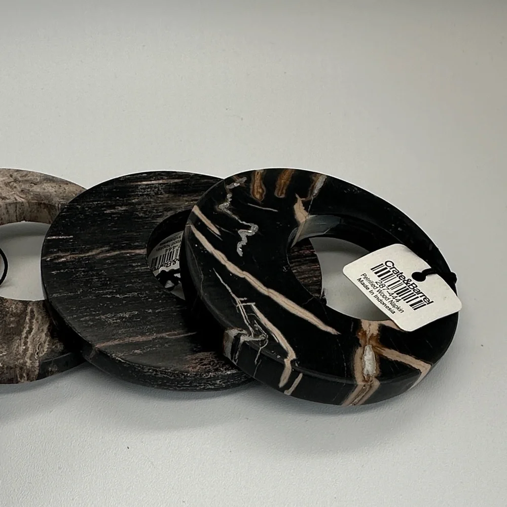 Crate and Barrel Natural Marble Set of 5 Napkin Ring, Holder ... Brown Tones.